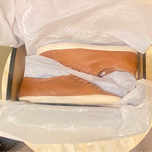 Frye Mindy Low Lace Sneaker - Picture 13 of 15